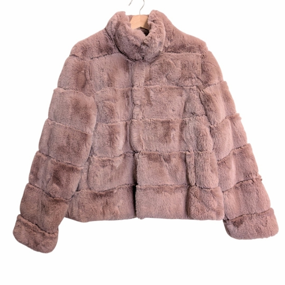 Donna Salyers Fabulous Furs Posh Quilted Pink Faux Fur Jacket Coat - Picture 3 of 10